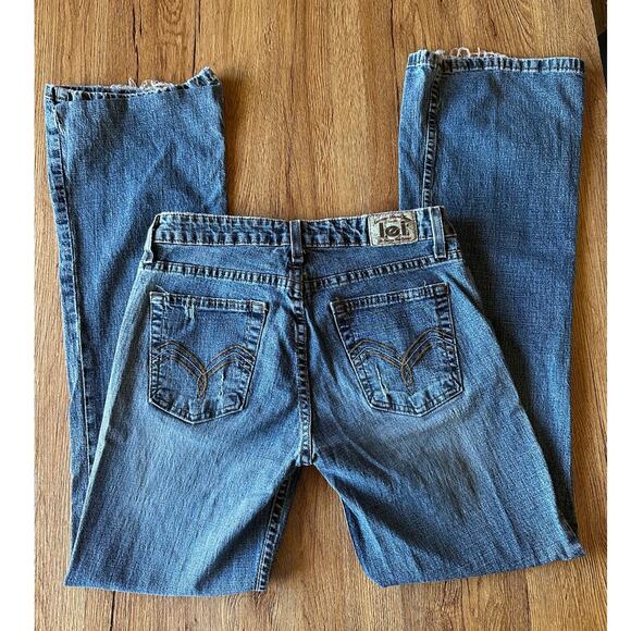 l.e.i. Vtg Low Rise Flare Jeans Size 5 - Picture 1 of 9